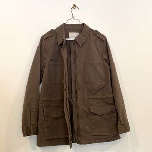 Hinge Jacket